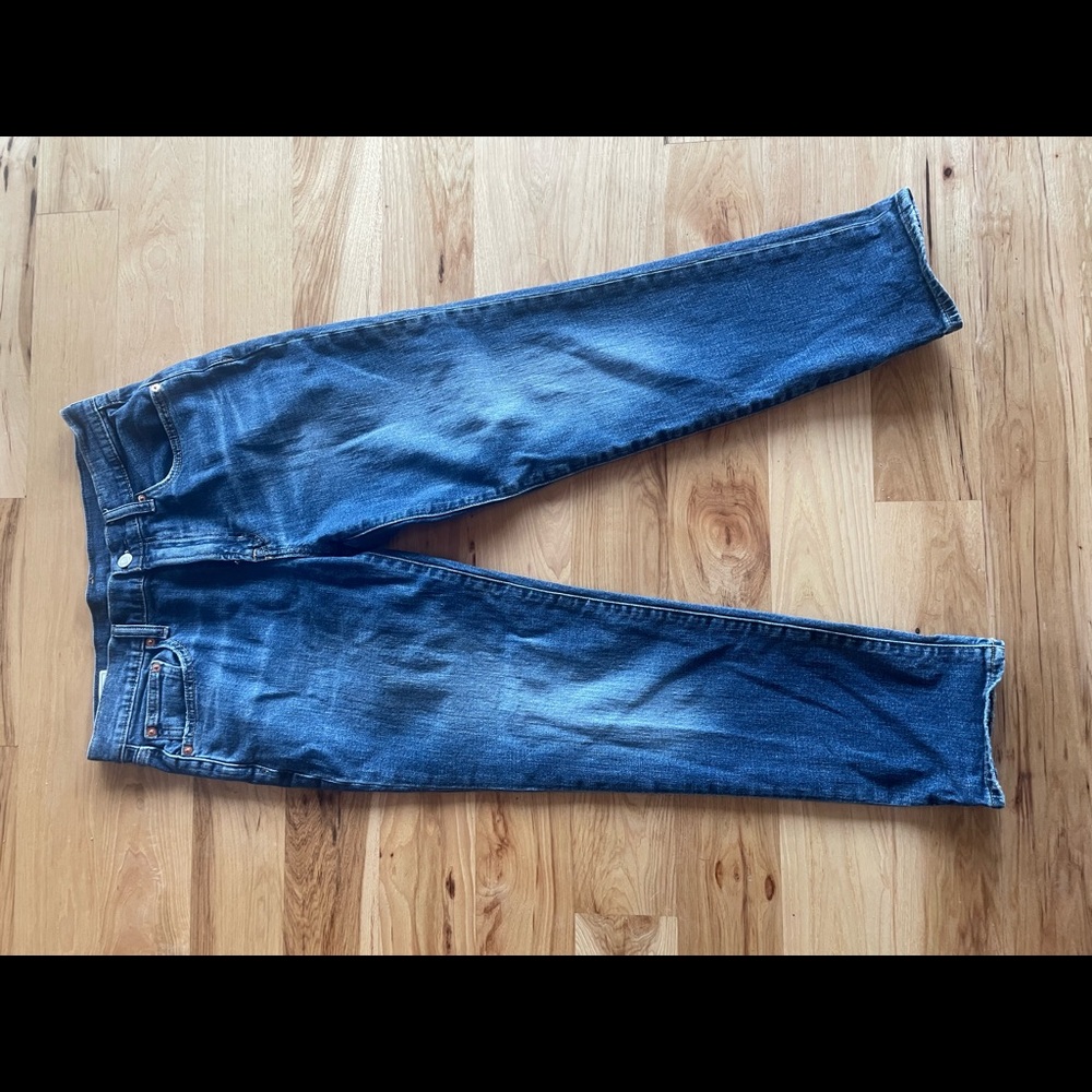Gap Girlfriend Mid Rise Jeans